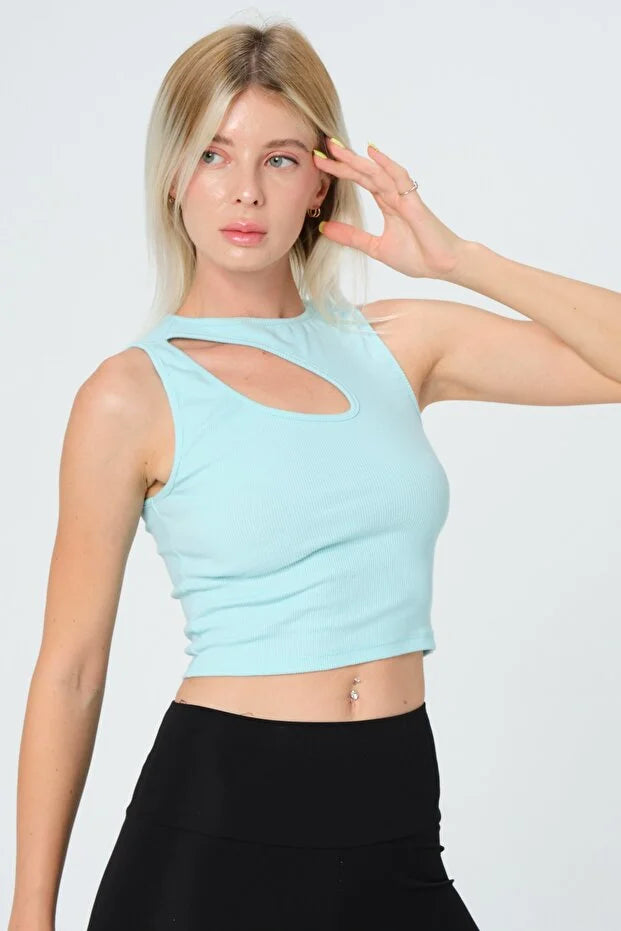 PUNKY CAT Kadın Yaka Detaylı Kolsuz Crop Örme Bluz - BZ008